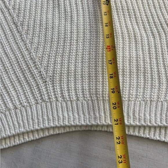 H&M White Chunky Knit Crew Neck Sweater Women’s Size L - Picture 7 of 8
